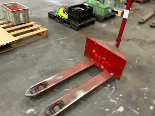 BT Hand Hydraulic Pallet Truck