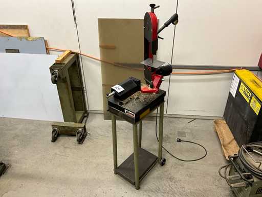 Femi bandsaw machine