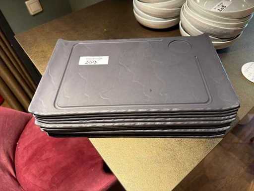 Molte tavole di pietra per servire (9 volte)