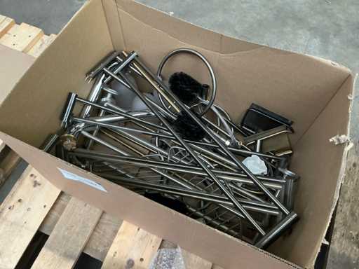 Ró?ne oprawki toaletowe