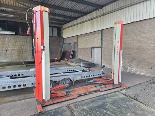 Orlandini - 3000KG Two-Post Lift