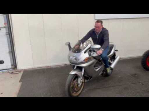 0170f0f5-94a8-40a6-b10f-a9cb7834d0f8.mp4