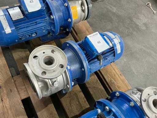 Pompe à eau Lowara SHS40-160/40/P