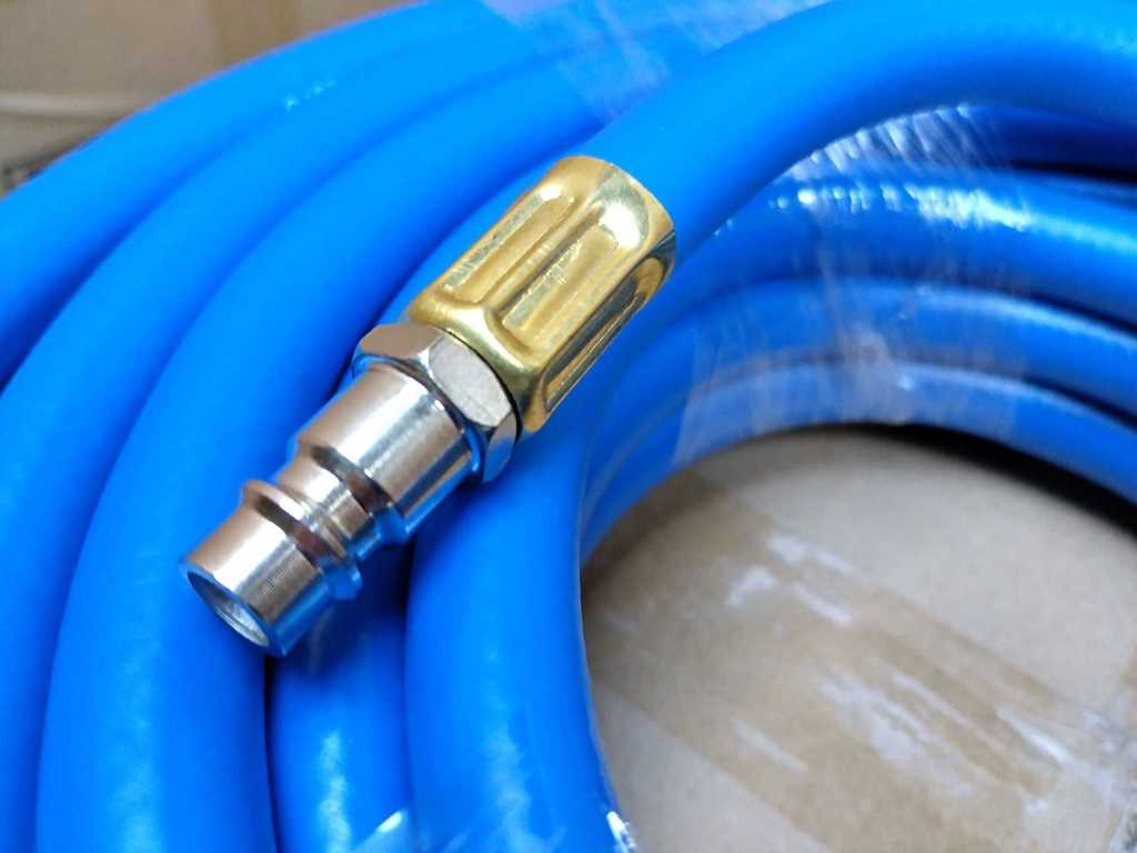 Air hose 15 meters  Troostwijk Auctions