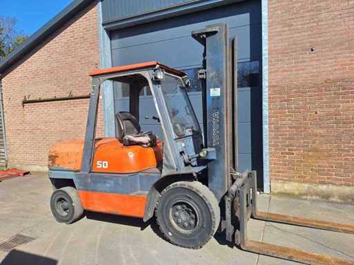 Toyota - 2004 - 02-6FD 45 - Gabelstapler