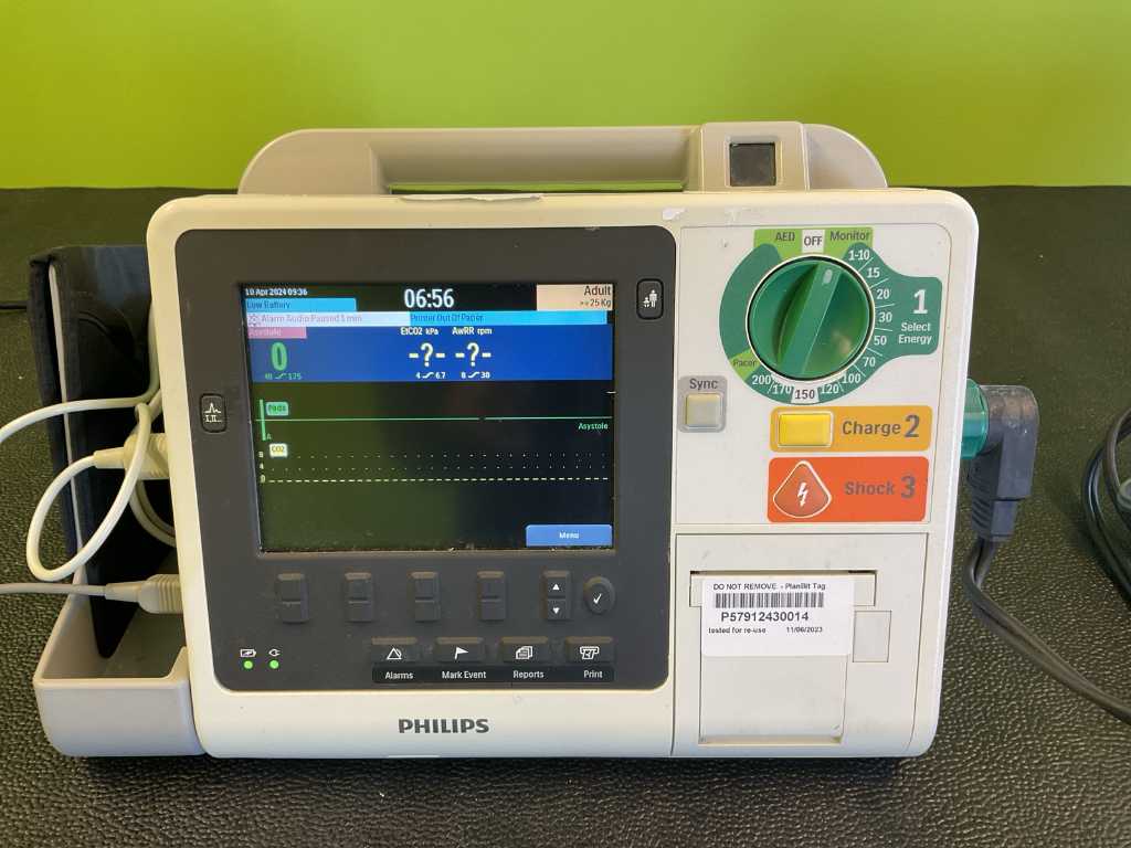 2016 Philips HeartStart XL+ defibrillator