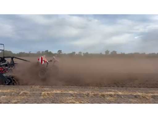 09c93812-6e37-4912-a96b-0919f0ce2650.mp4