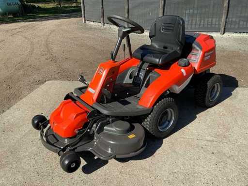 Tagliaerba Husqvarna R 214T 2025
