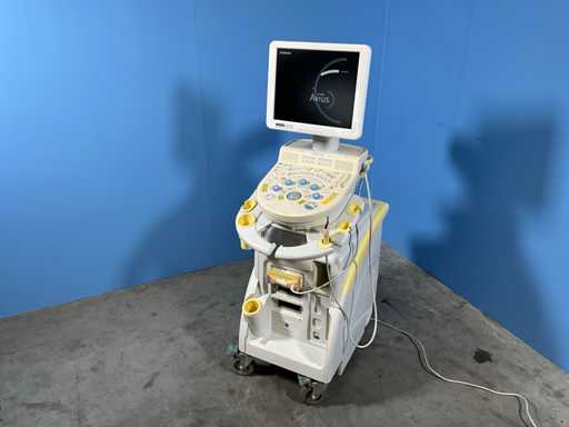 2012 Hitachi Hi Vision Avius Ultraschallgerät