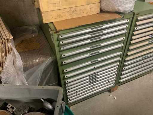 Lista Schubladenschrank mit Inhalt