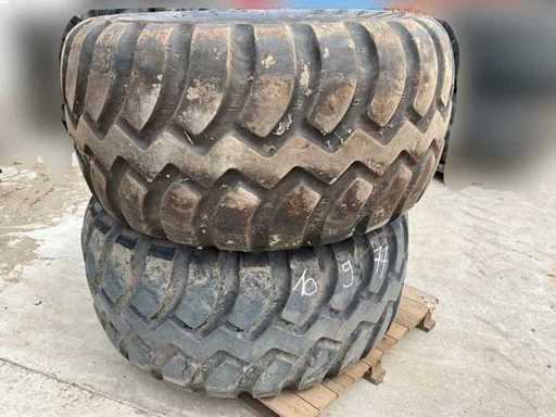 Michelin Unisteel 630/55 R26 Pneumatique sur jante (2x)
