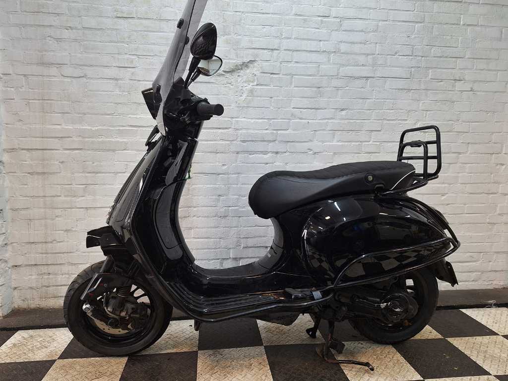 Piaggio Vespa Sprint 45km Moped 4-Takt