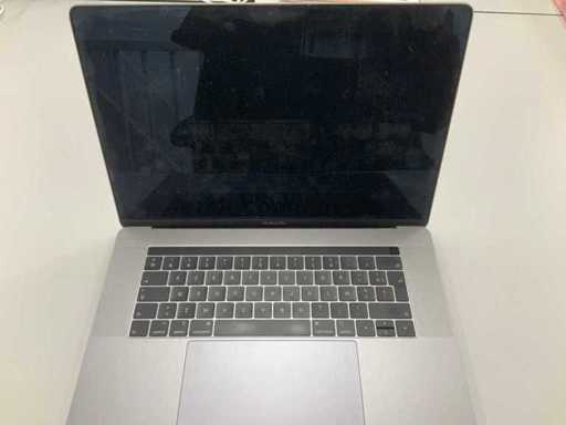 Apple A1990 MacBook Pro da 15 pollici MV902N/A