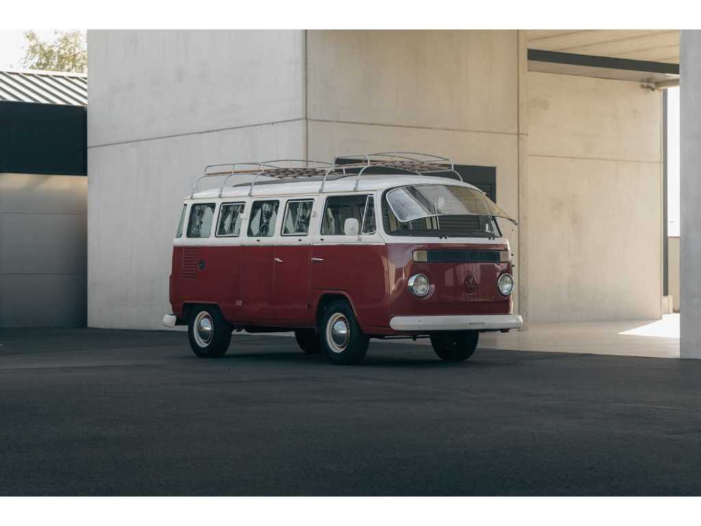 VOLKSWAGEN T2 CAMPER SUNROOF NO RESERVE