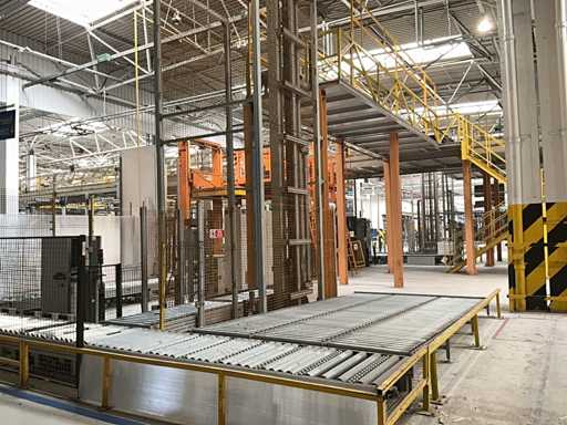 Trasportatore elevatore