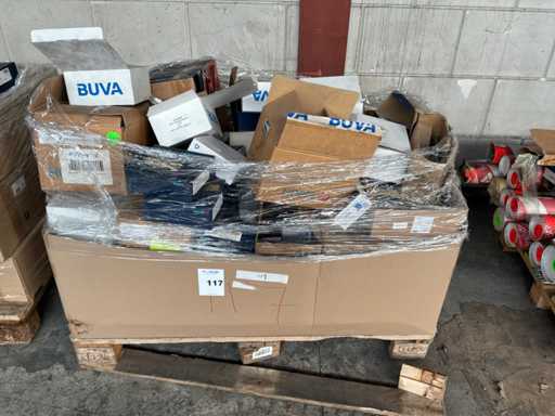 Un lot de accesorii pentru uși