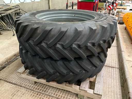 Michelin Spray Bib Tire (2x)