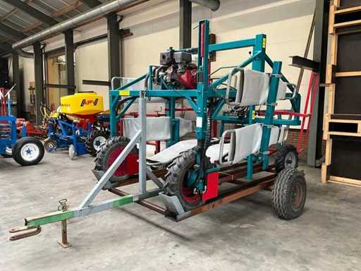 6 beds Plant/picking trolley