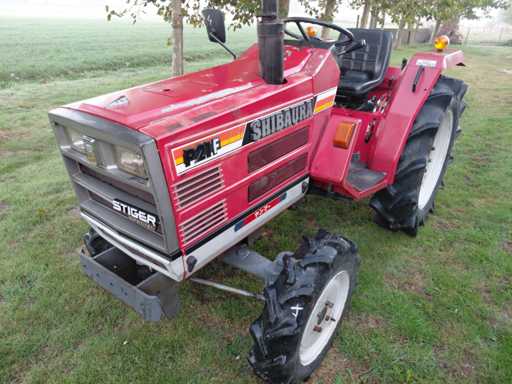 Mini-tracteur à transmission intégrale Shibaura P21F