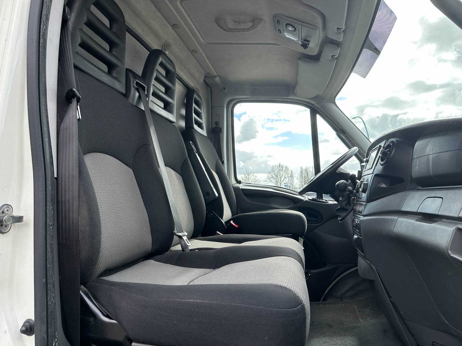 Iveco Daily 70C15 146pk 2014 (Origineel-NL + 1e Eigenaar), 04-BDT-5