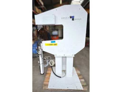 ARNOLD SHINJO - KP5S C-BRACKET - 2012 - Riveting machine