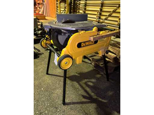 DEWALT D27105-QS Cross-cut & Table Saw