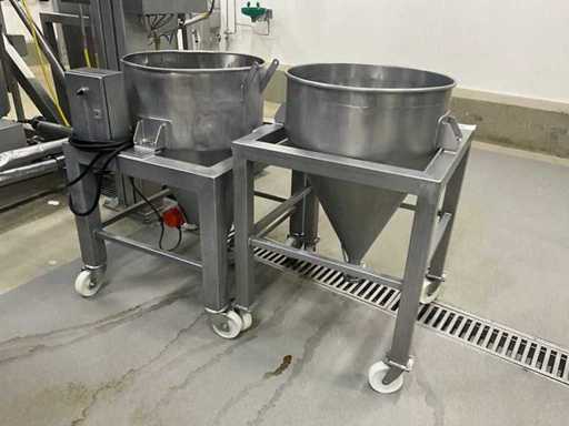 Various Industrial stainless steel mixing kettles (2x)