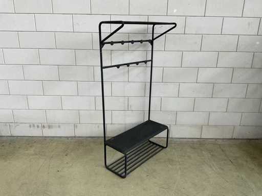 Cuierul pentru haine de perete Westwing