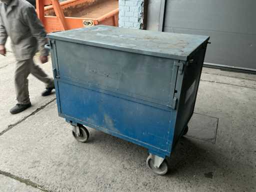 Boîtier à outils mobile