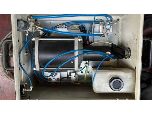 Avdel / Gegetec Sud-Ouest - 7401-010000 - Automatic riveting unit