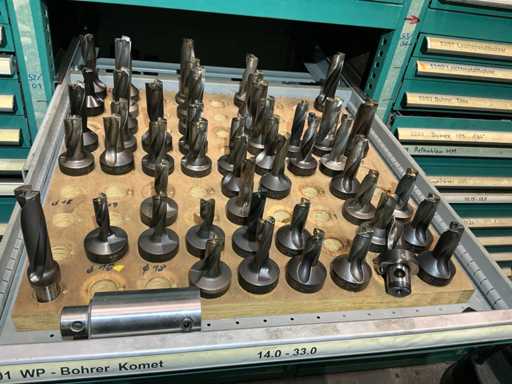 Punta per palo Comet con inserti e accessori