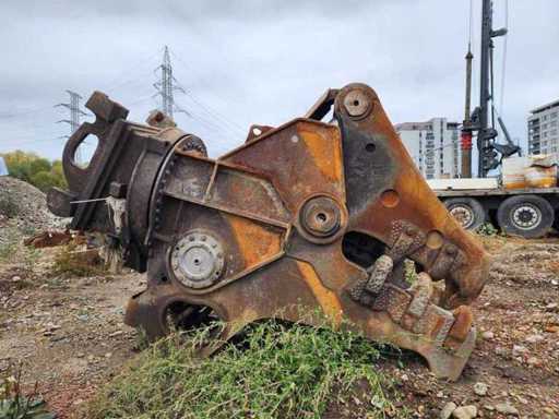 - VHC 40 - Démolition hydraulique à cisaillement