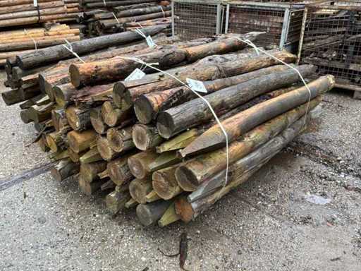 Various Round poles (96x)