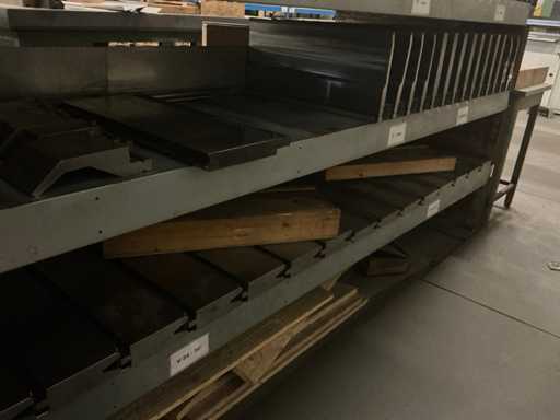 LVD Lot J Knives/ Hammer and V24 Bending Dies