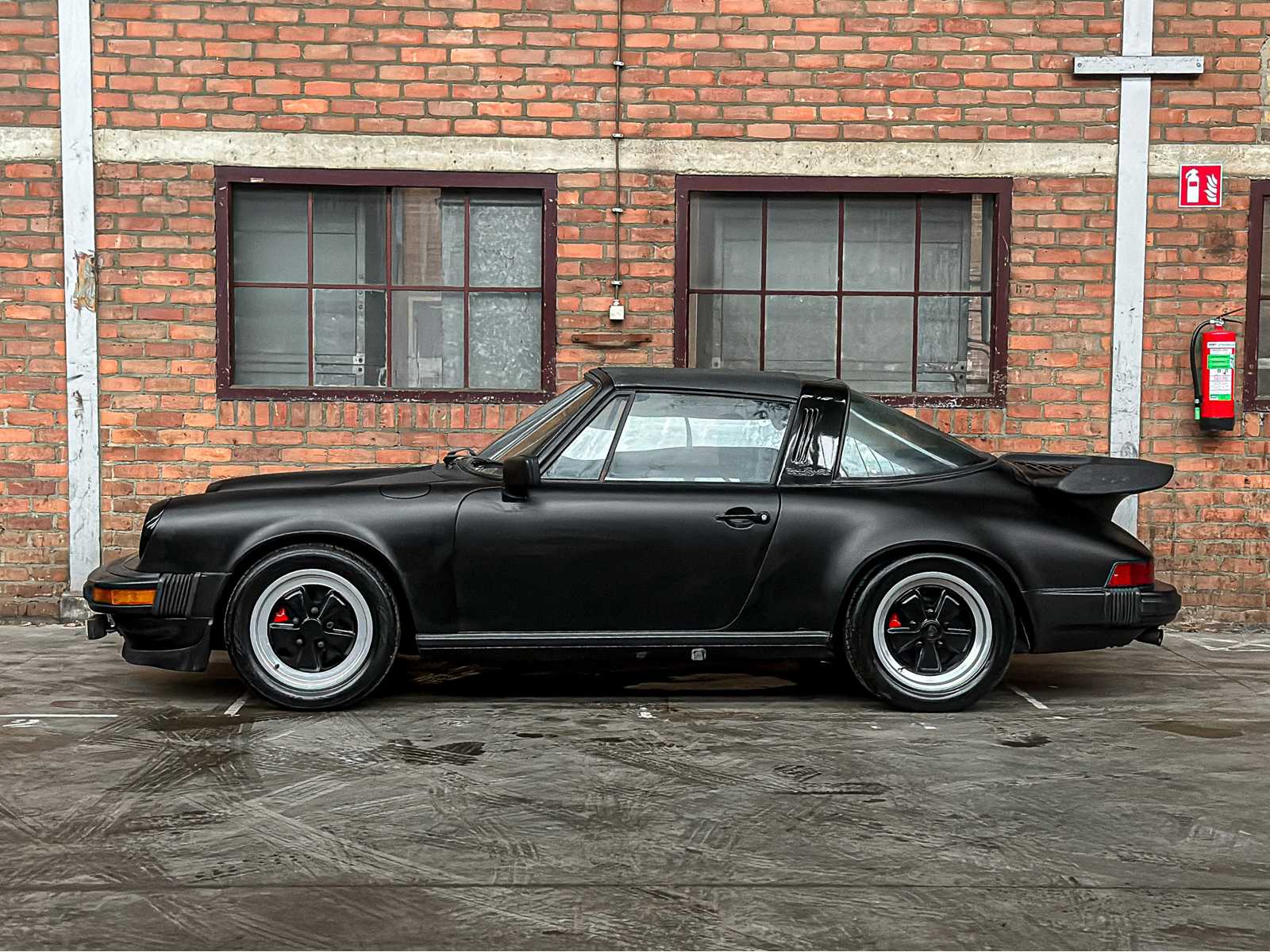 Porsche 911 Targa SC 3.0 G-model 155pk 1982