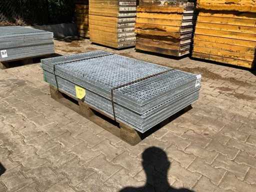 Stalowa podłoga z listwami 1400x880mm (8x)
