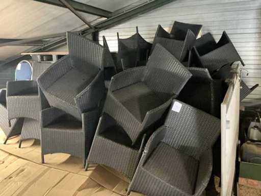 Série de chaises de patio tissées