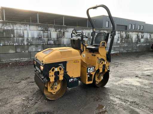 2007 Caterpillar CB114 Bodenwalze