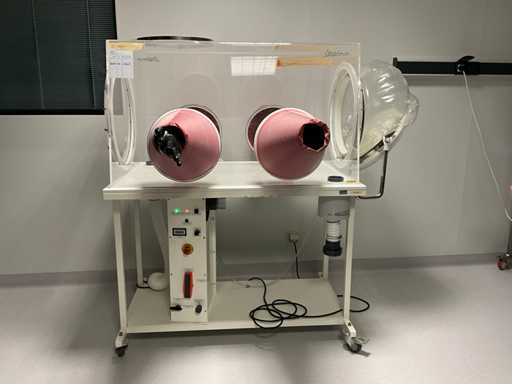 EUROBIO CONCEPT INGENIA CT18 Handschuhfach