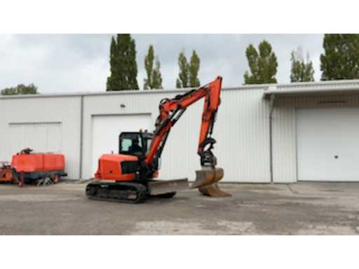 68df3bd5-c3e3-44fb-833c-3a2399d1559b.mp4