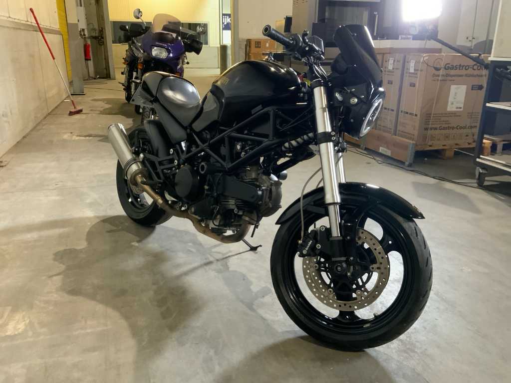 Ducati monster clearance 997