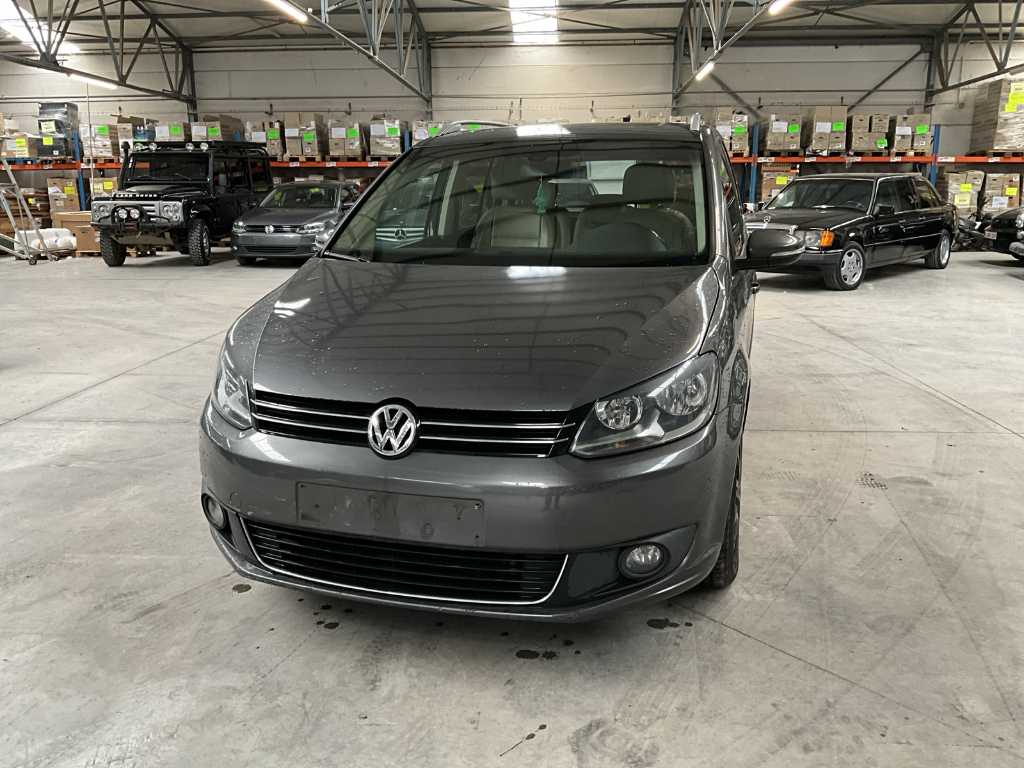 2013 VW TOURAN