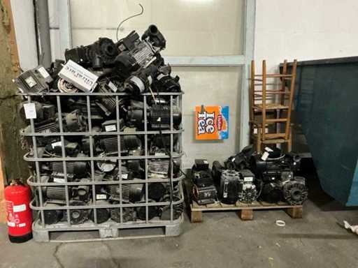 Partij diverse pompen/elektromotoren