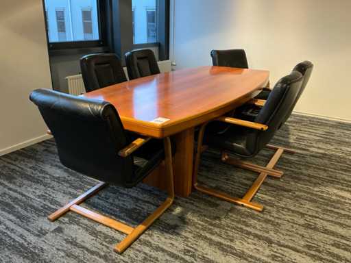 Frezza Vergadertafel