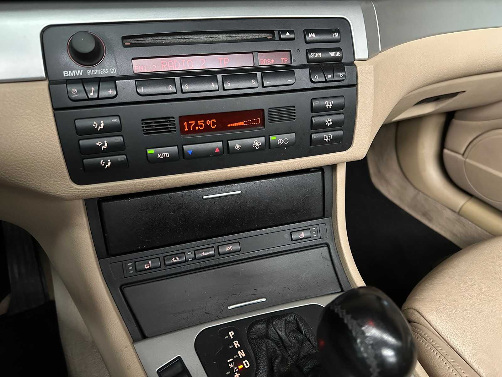 BMW 325Ci Executive 192pk 2002 (Origineel-NL) 3-serie Cabriolet (Hardtop + Softtop), 11-JP-PG