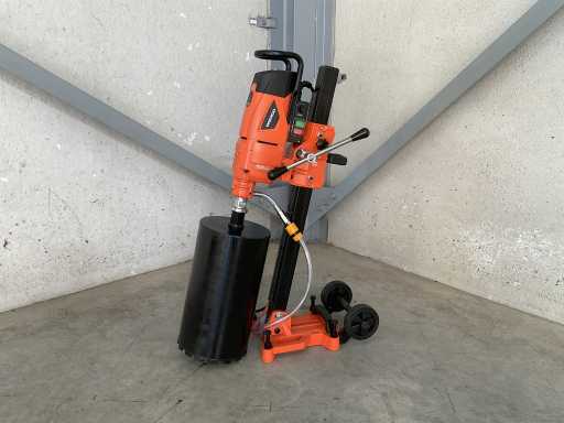 Daewoo DADK-D230BE diamant kernboormachine