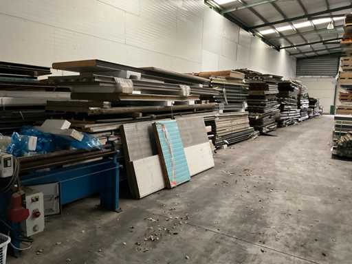 Grand lot de panneaux isolants