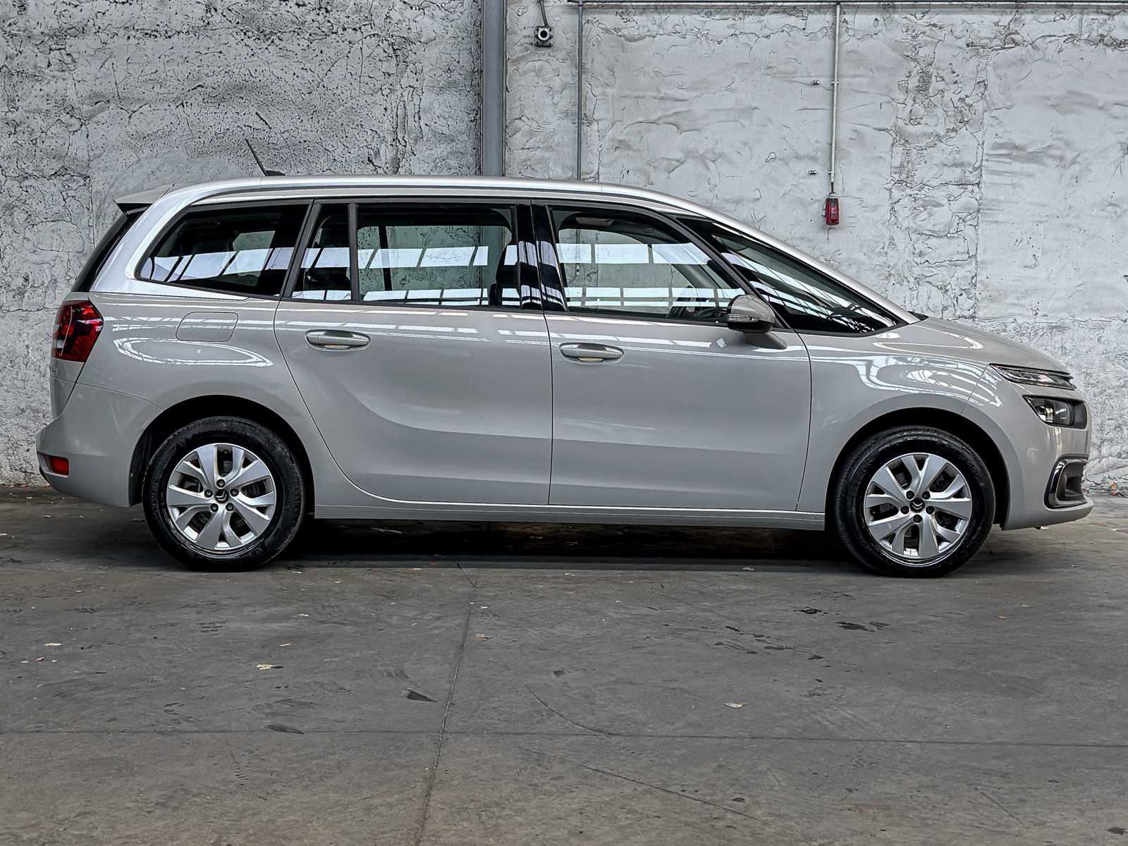 Citroen C4 spacetourer 1.2 puretech s&s feel 5d 131pk 2018 (7-Persoons)