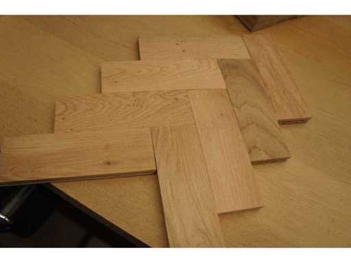 64,20 m² Massief eiken visgraatparket 16mm