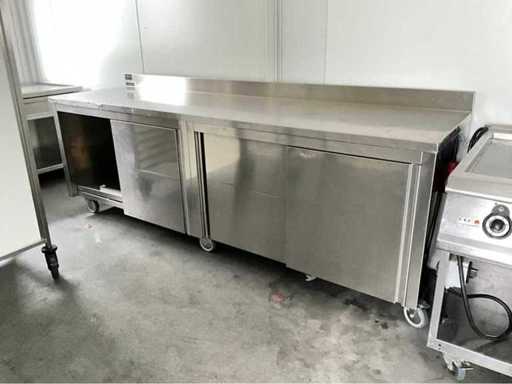 Tavolo da lavoro in acciaio inox